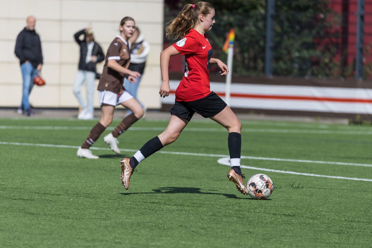 Bild 335 - wBJ FC St. Pauli - Eimsbuetteler TV : Ergebnis: 3:4